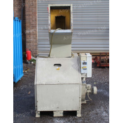 Tria Granulator