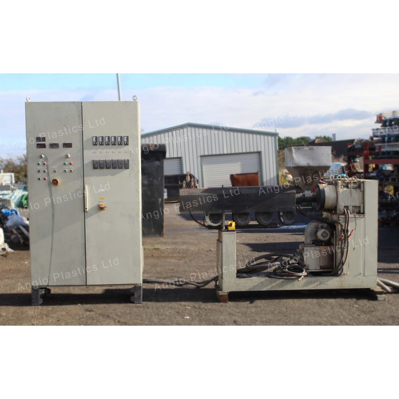 SOLD - MeKuma Single screw extruder