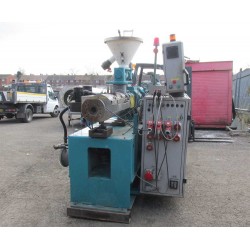 SOLD - Cincinnati Titan 45 Extruder
