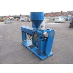 SOLD - Boston 60 Extruder