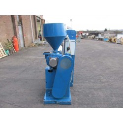 SOLD - Boston 60 Extruder