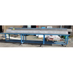 5.6m Packing Table