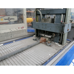 AP Extrusions Cut Power Guillotine